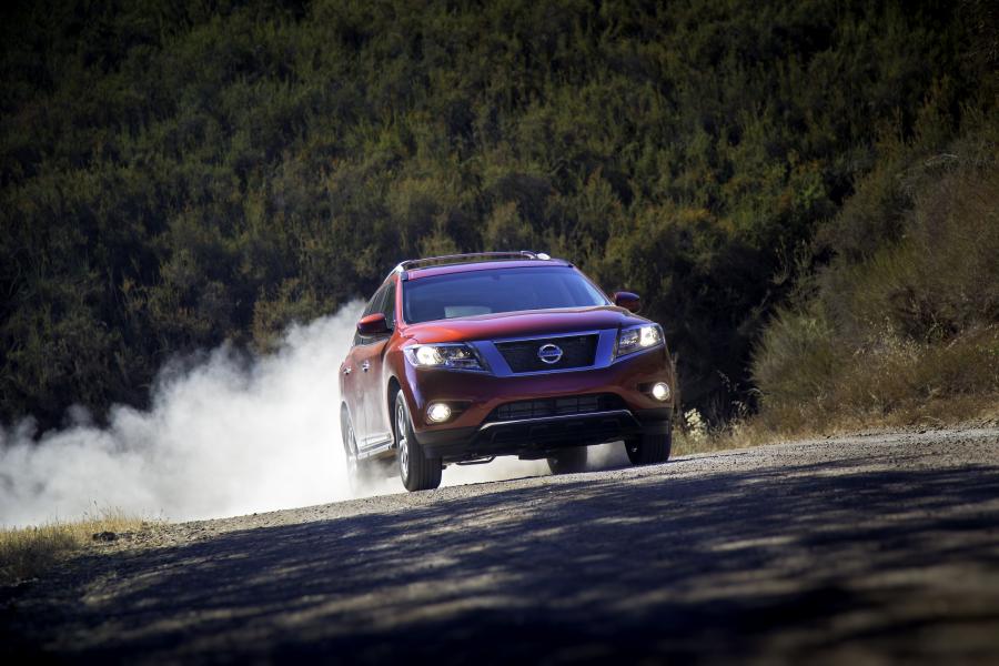  Nissan Pathfinder 2013 года  (фото 133 из 141)